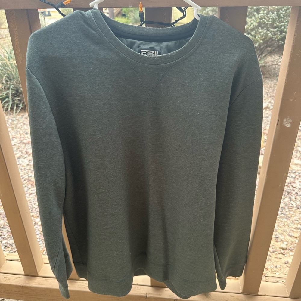 32 Degrees Sweatshirt